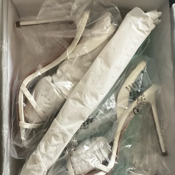 Aquazzura - White Satin Babe Sandal 105 - Picture 4 of 6